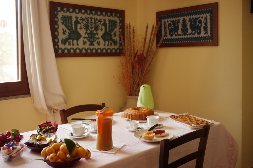 Bed And Breakfast Le Camelie Alghero Exterior foto